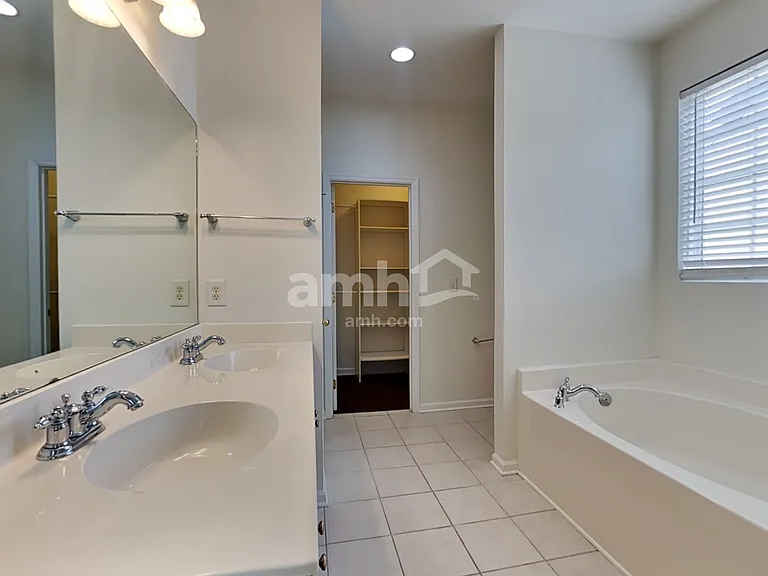 8940 N Red Maple Cir — Photo 12