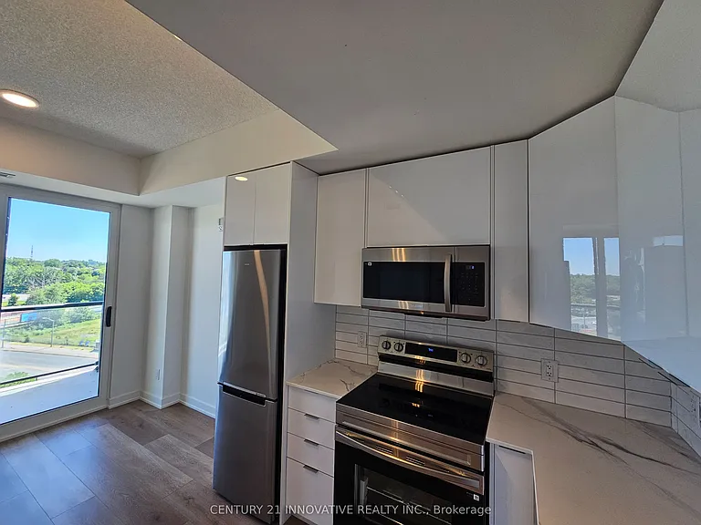 33 Erie Ave #807 — Photo 14