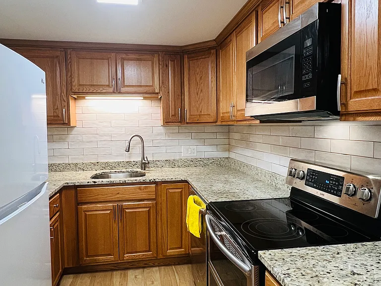 43 Jacqueline Rd #1 — Photo 9
