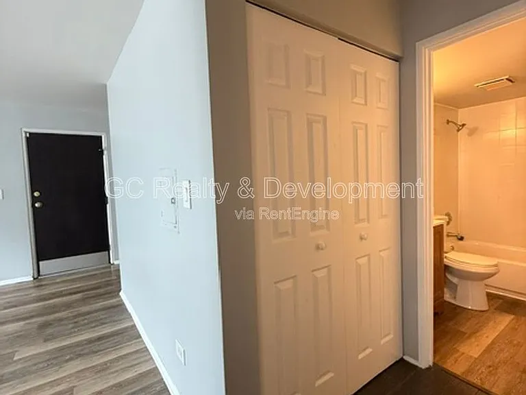 316 N Warwick Ave #GB — Photo 9