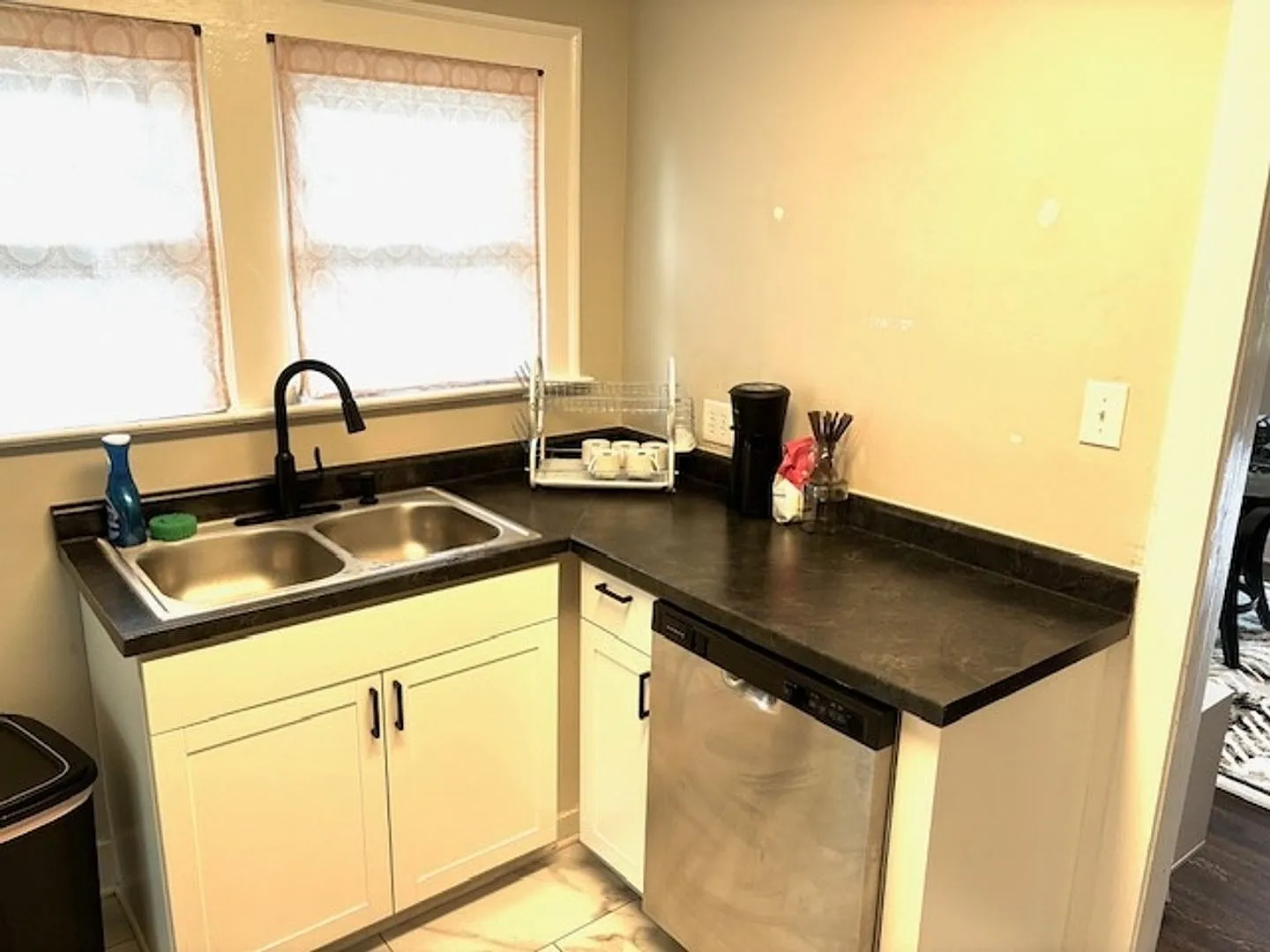 Charming 2BR House in Indianapolis — Photo 4