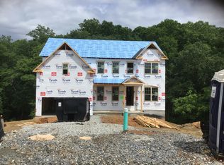 1411 Torrington Dr, Auburn, GA