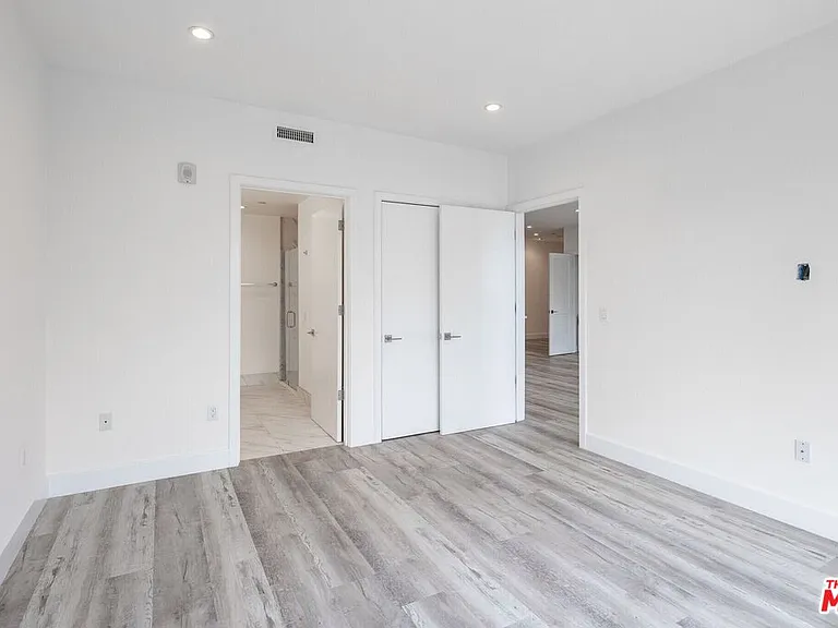 1237 S 90035th Ave #202 — Photo 19