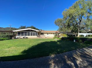 25915 Jesmond Dene Rd, Escondido, CA 92026