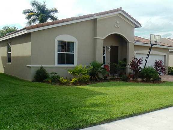 2nd image of 20616 NW 14th Pl