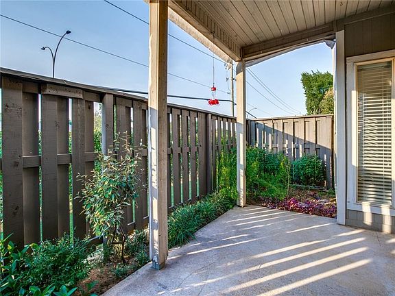 4th image of 2740 Silver Creek Dr APT 120