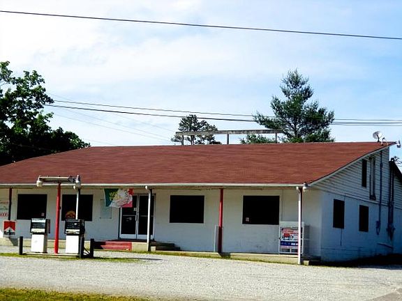 3rd image of 1387 Loudon Hwy