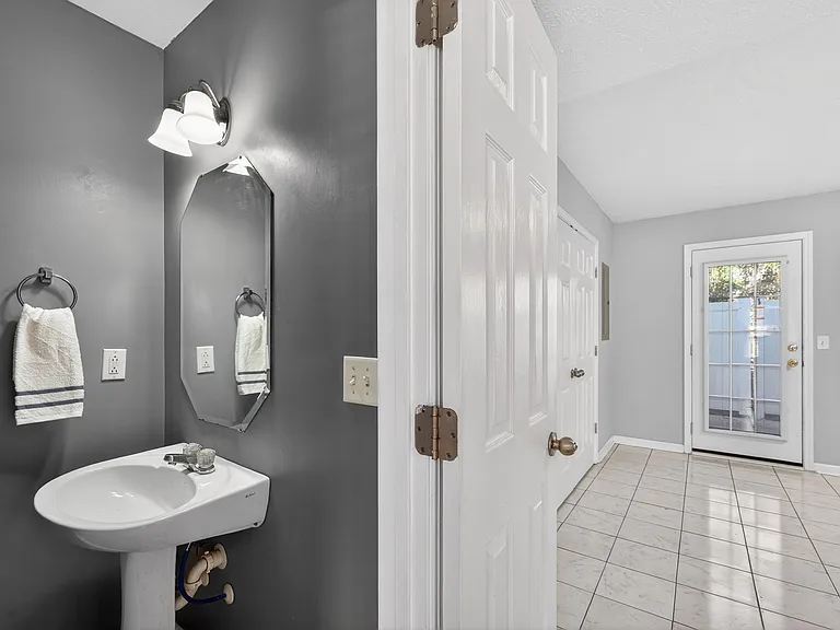 3166 Prater Ct — Photo 9