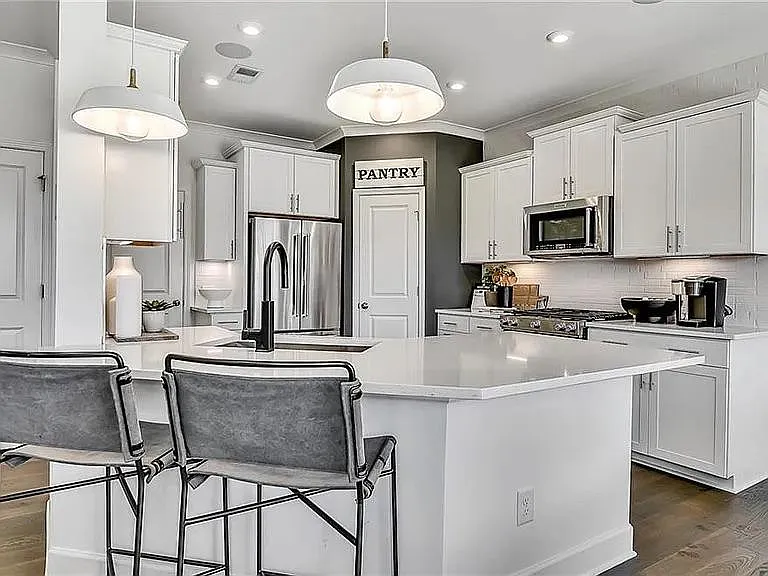 257 Holden Way — Photo 15
