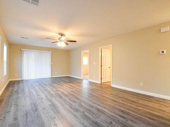 4th image of 11615 Stivali St