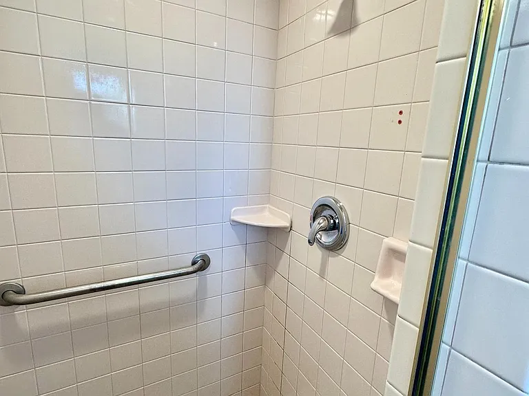 40 Old Lancaster Rd #205 — Photo 17