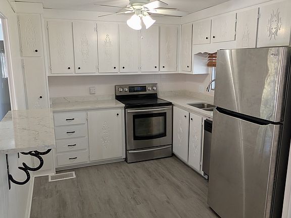 4th image of 7001 142nd Ave Lot 182