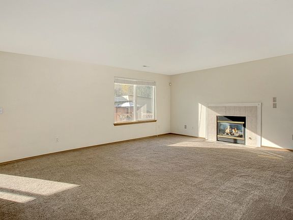 5th image of 4926 S Mullen St