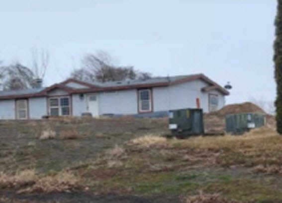 3rd image of 15661 N Fish Lake Rd