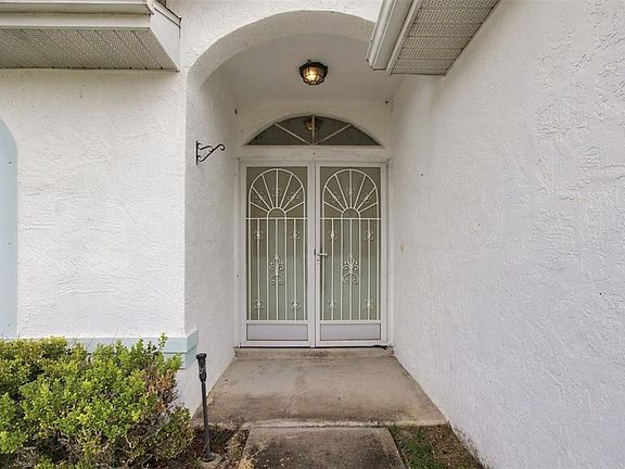 2nd image of 4342 HEDGEWOOD AVENUE