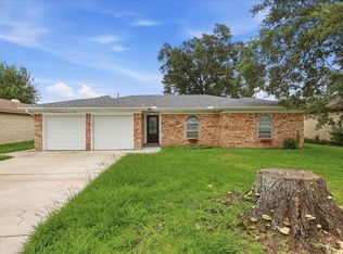 1725 Shirley Cir, Beaumont, TX 77707