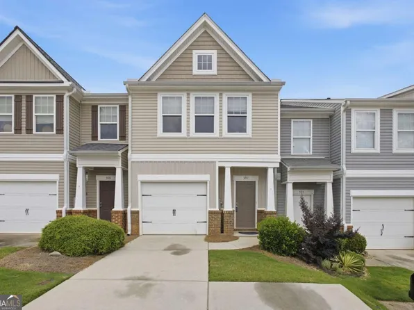 390 Turtle Creek Dr, Winder, GA 30680