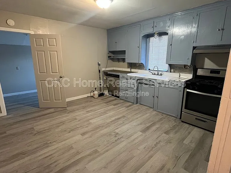 116 W Beech St — Photo 1