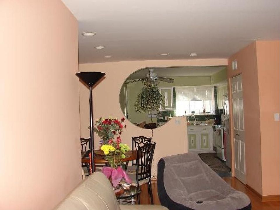 1st image of 9386 Bay Colony Dr APT 3S
