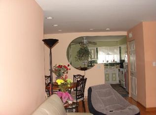 9386 Bay Colony Dr APT 3S, Des Plaines, IL 60016