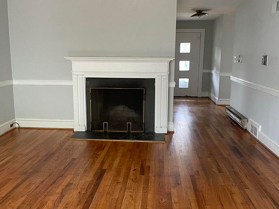 3rd image of 208 Lewis Street