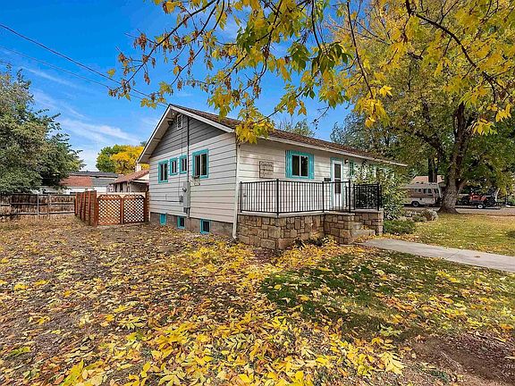 Fall view of house from Spaulding St