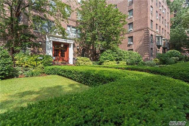 1st image of 8380 118th St APT 4N