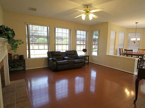 family room.
