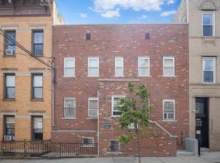 2547 18th St, Astoria, NY 11102