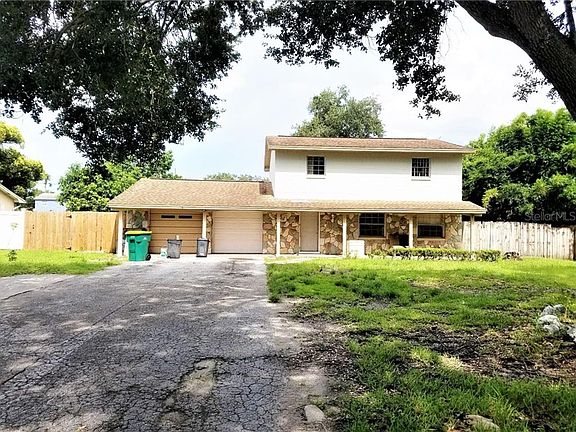 2nd image of 1335 N Lyndell Dr