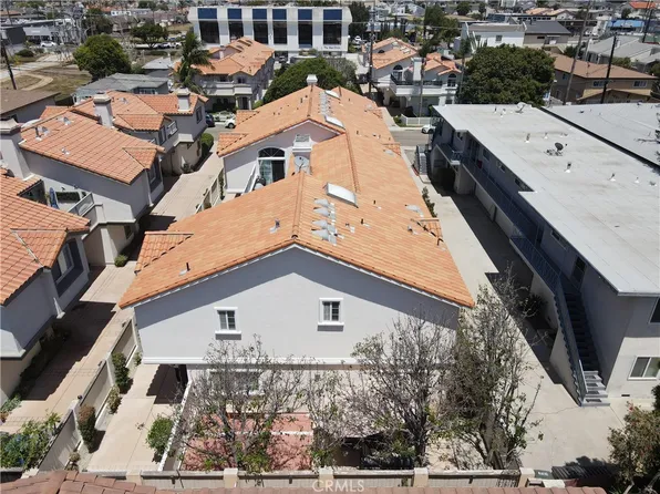 2514 Vanderbilt Ln, Redondo Beach, CA 90278
