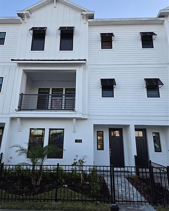1st image of 7412 Newham Ln