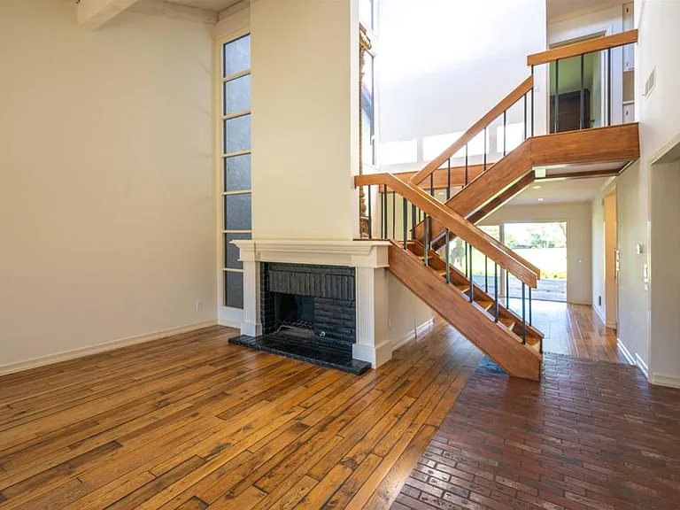 1377 Camino Teresa — Photo 2