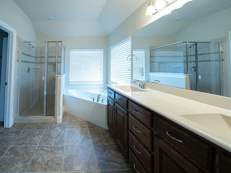 127 Charleston Ln — Photo 11