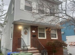 21 Main St, Linden, NJ 07036