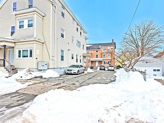 3rd image of 94 Snell St