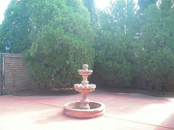 2nd image of 9916 Woody Dr