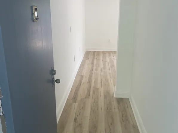 1800 SW 25th St APT 2109, Miami, FL 33133