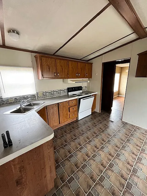 22 CR lane lot 6 Sumrall Ms — Photo 4