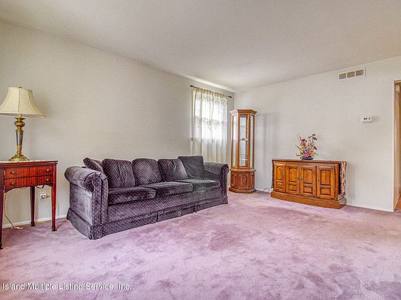 4th image of 344 Armstrong Ave
