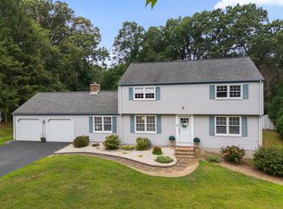 13 Charter Oak Dr, East Lyme, CT 06333