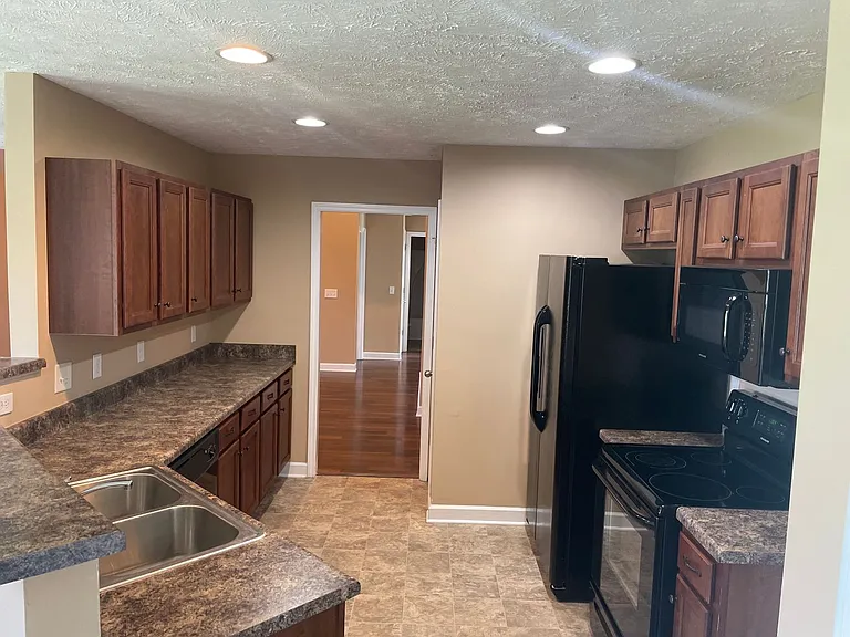 3622 Jerry Anderson Dr — Photo 4