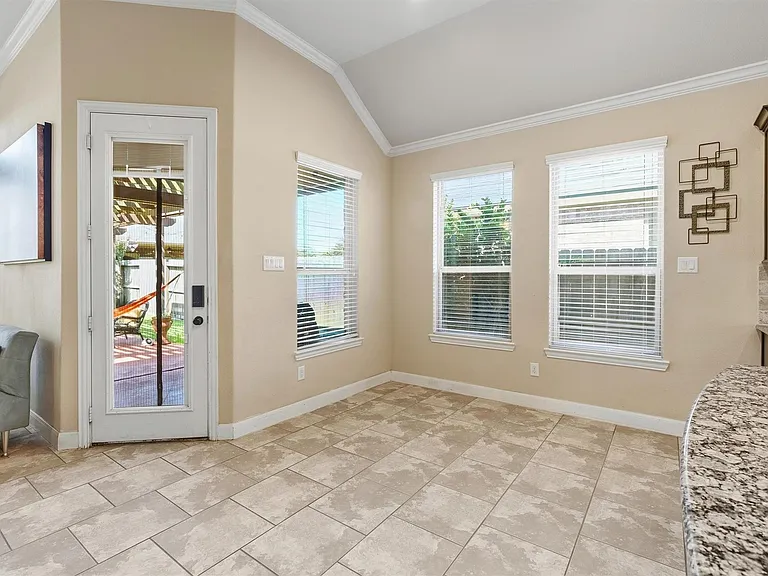 27235 Aspen Falls Ln — Photo 16