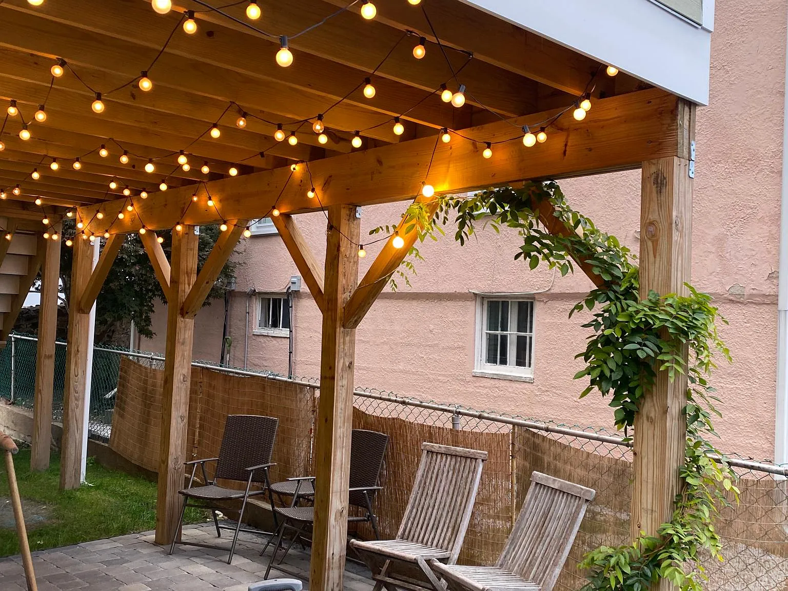 2 bed, 1600 sqft, $2,400 — Photo 3