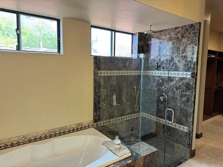 54050 Avenida Montezuma — Photo 13