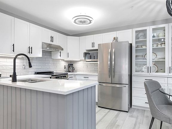 4th image of 920 Saskatoon Rd Unit 309