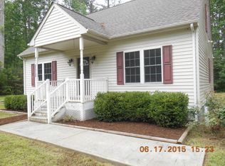 3133 Lewis B Puller Memorial Hwy, Saluda, VA 23149