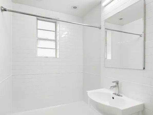 150 East 27th Street image 7 of 11