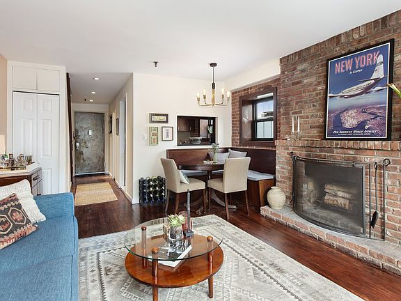 4th image of 838 Greenwich St Penthouse F