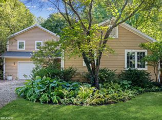 13231 Flynn Rd, Sawyer, MI 49125